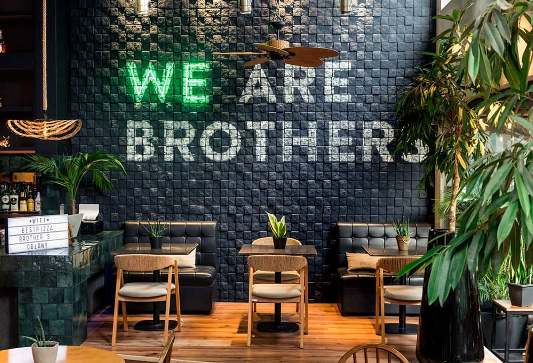 Brothers Pizza-Bar