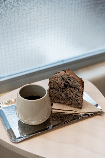 cake and coffee  - 30b espresso slow bar volos