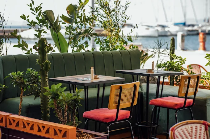 outdoros seating - baoli bar resto volos