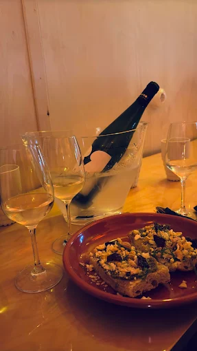 wine and snack - super ioulios