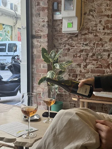 wine - slow kaffe and wine