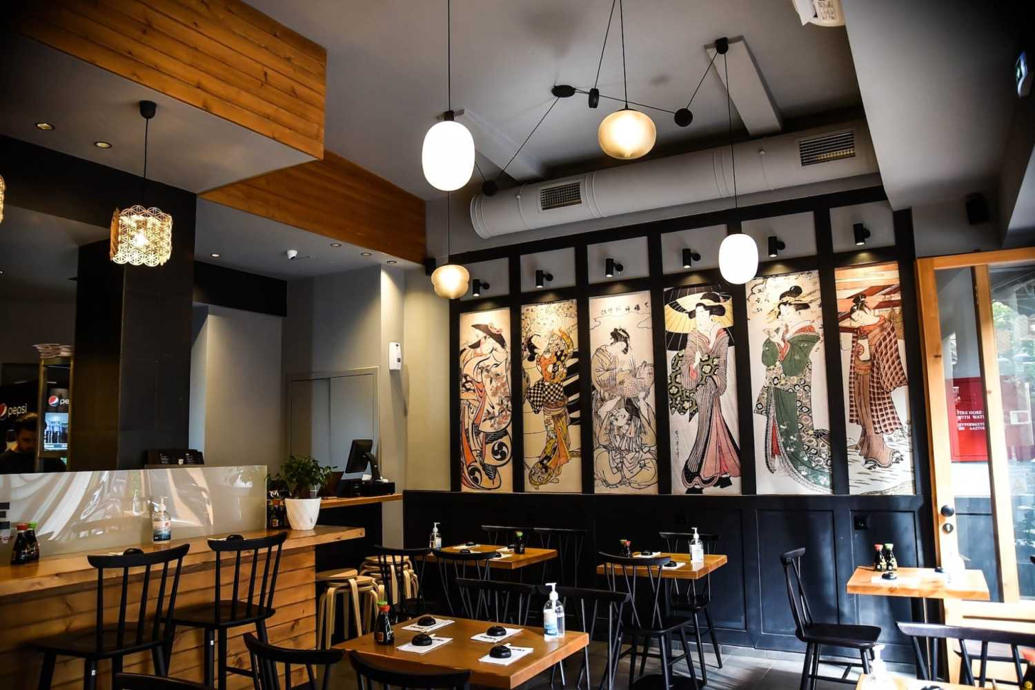 indoors restaurant - empire sushi bar