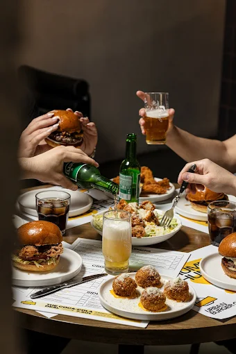 friends food and drinks - Urban Burger Co.