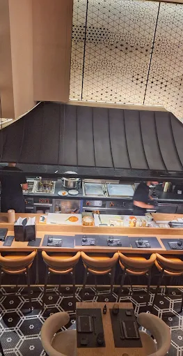 open kitchen bar - ukiyo