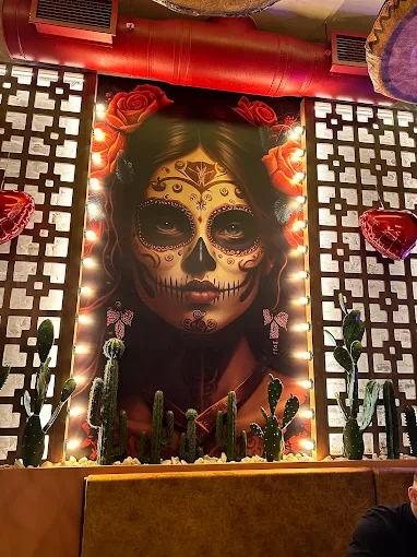 SOMBREROS FOOD & SUENOS