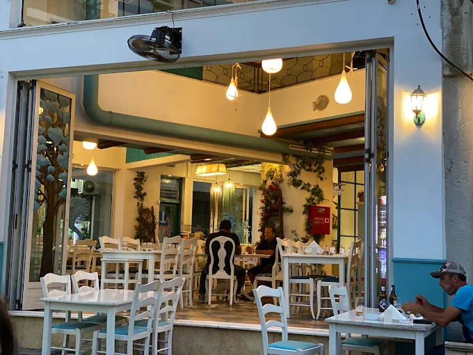 seafood restaurant - kymatoligi