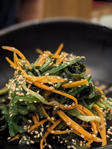 wakame salad - koi sushi bar
