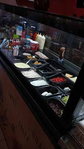 fresh products - Crepe N Roll