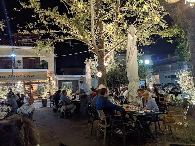 outdoors - ta platania 