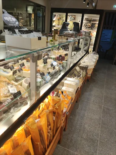 deli cheese  - aresko