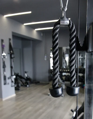 pull excercise - O2 Gym - Oxygen