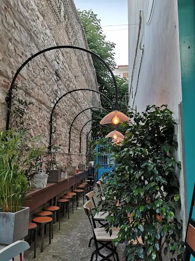 terrace seating - outdoors - kubrick