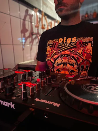 party p.i.g.s. taproom