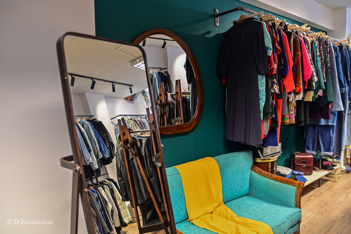 clothing - fling vintage store