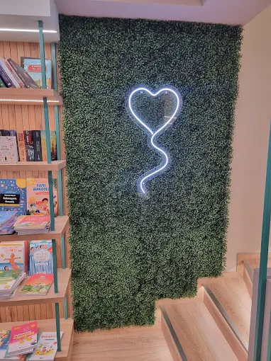 decor  - happy place book store