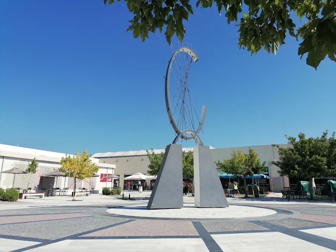 outdoors mall - Fashion City Outlet