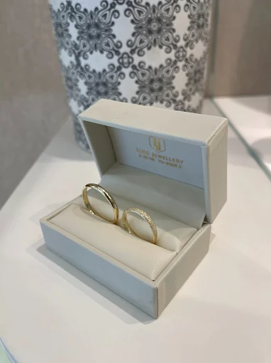 wedding rings  - Lure Jewellery Larisa