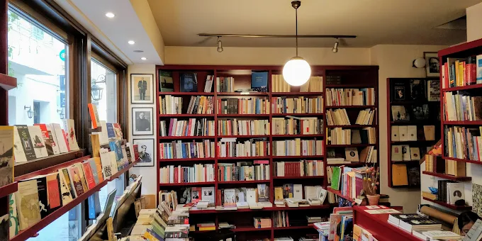 books  - xarta book store