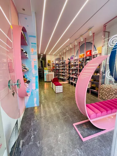 indoors kids shoes store  - rikoko volos 
