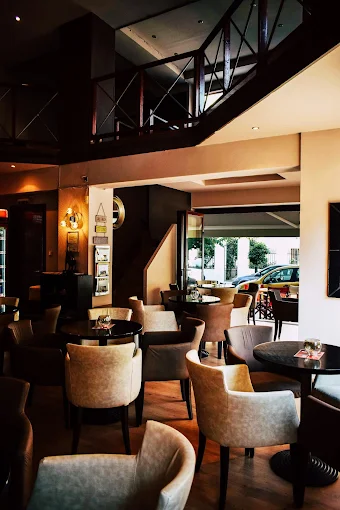 indoors - centra sport coffee