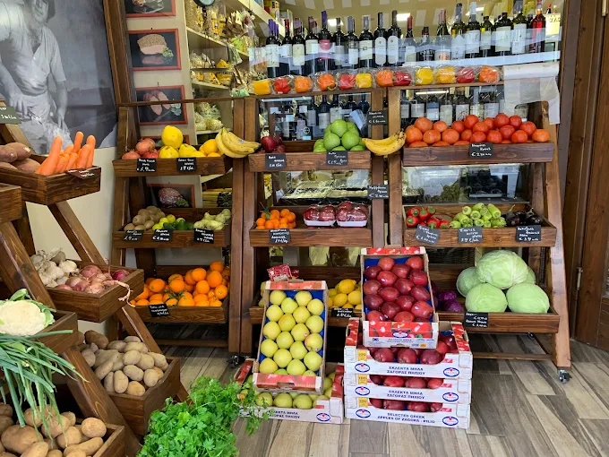 fesh vegetables and fruits  - dia tiros no2