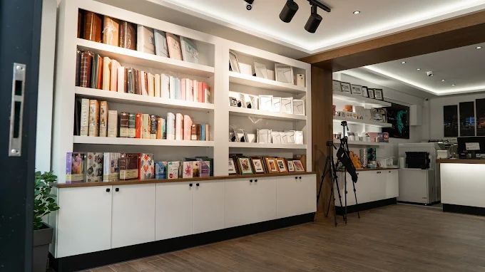 indoors - photo studio foto karmi