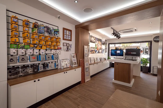 indoors - photo studio foto karmi