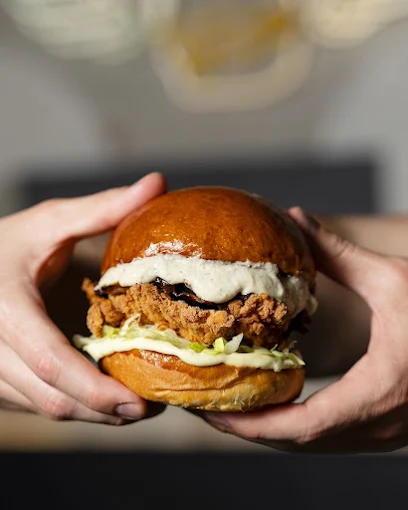 chicken burger - Urban Burger Co. volos