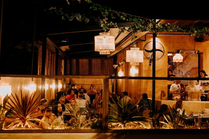 decor - avli eatery volos