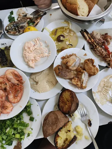 fish meze - kavouras ouzeri volos