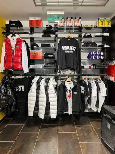 mens streetwear  - karakikes shopping center trikala