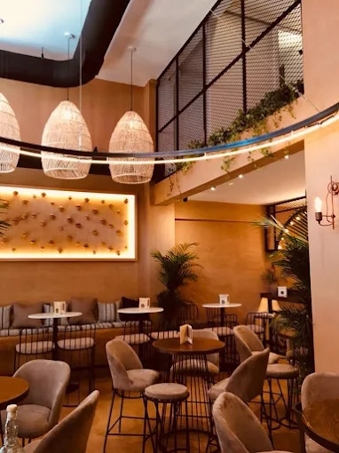 indoors - the love shake coffee and garden bar trikala