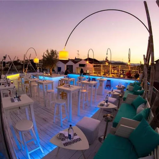 rooftop bar - Naya rooftop 