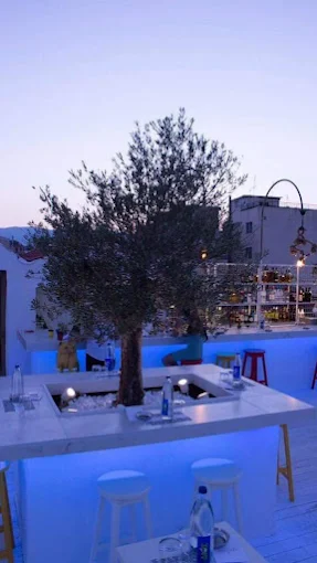 rooftop bar - Naya rooftop 