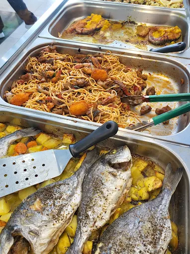 cooked fish - ixthiopoleia xifias fish and food market trikala 