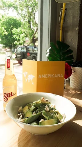 salad and drink - americana Street Culture Food trikala