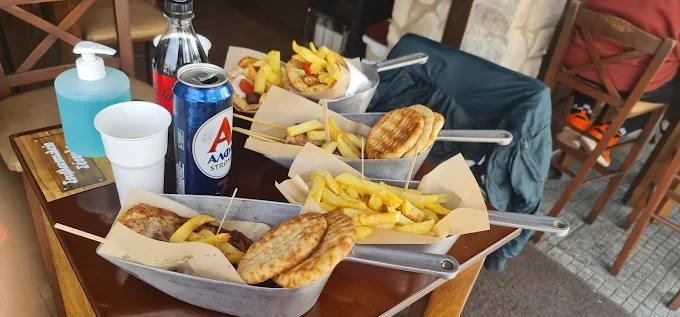 sandwich - sesoula trikala