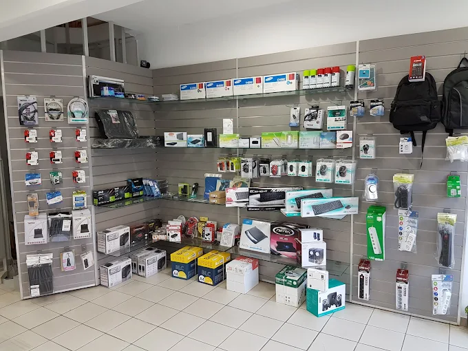 tech equipment tech store - tech lab