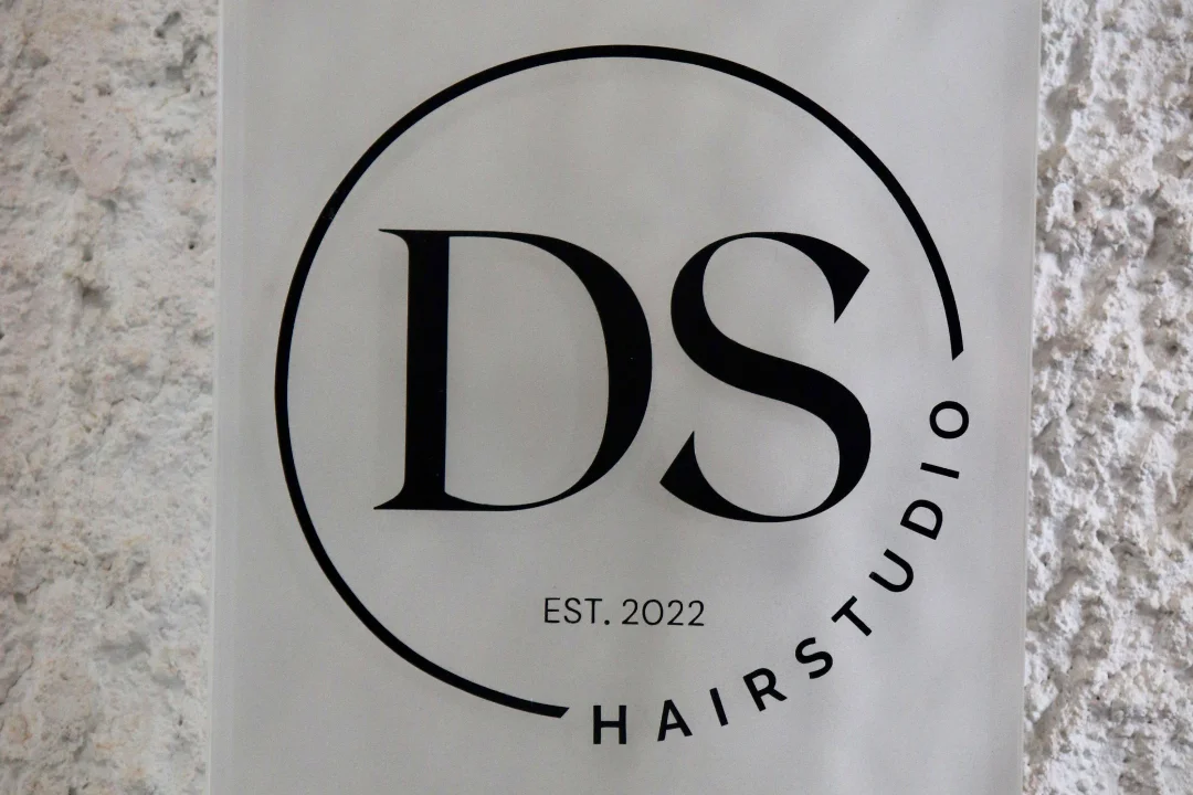 DS HAIRSTUDIO