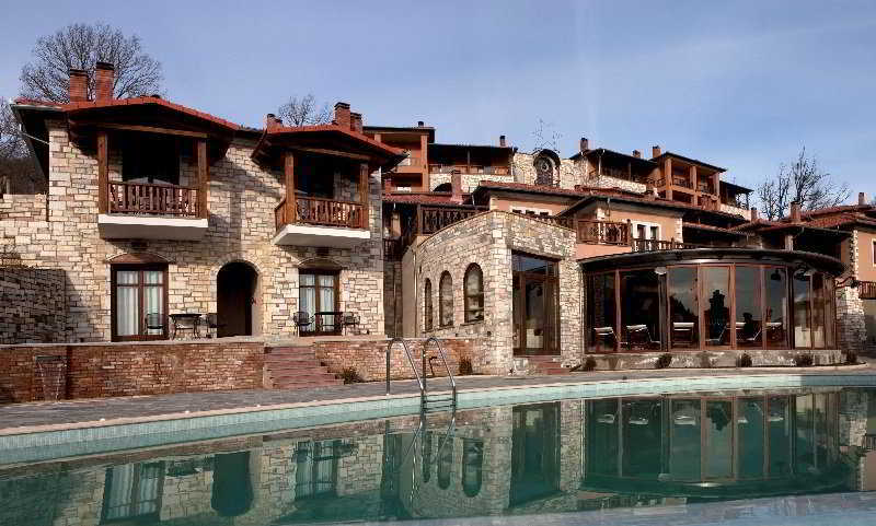 Kazarma Lake Resort & Spa hotel