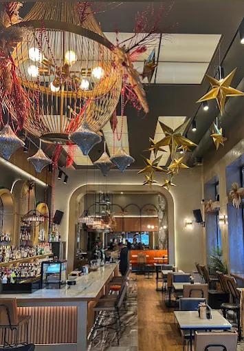 indoors - Fontaine Brunch - Patisserie karditsa