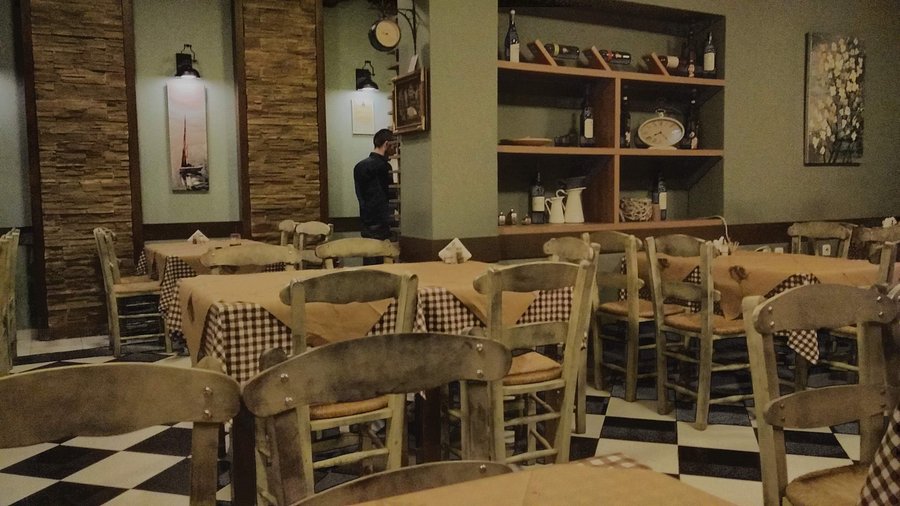 indoors - stou kousto mezedopoleio karditsa