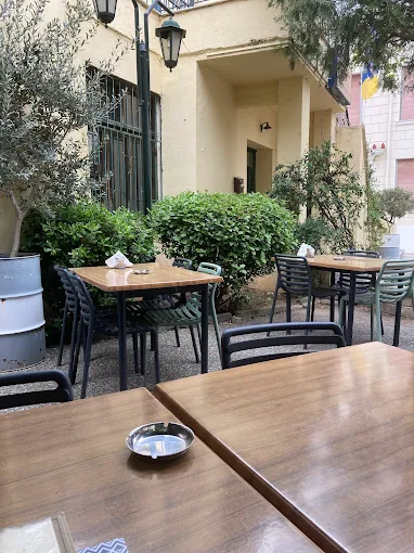 outdoors  - pseatopolis restaurant karditsa