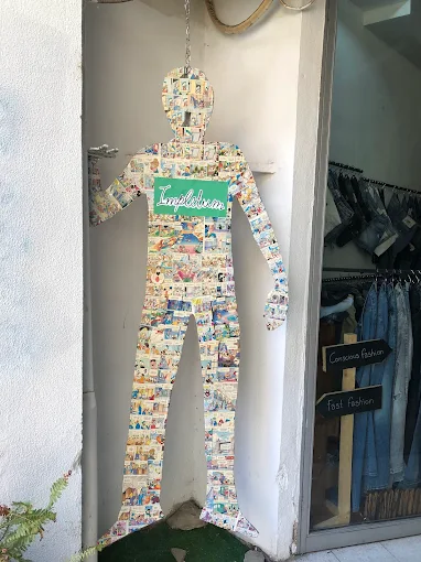 decoration  - impletum thrift store ioannina