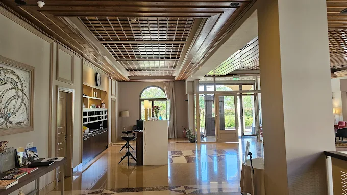 reception  - the lake hotel ioannina