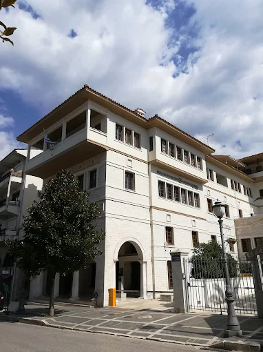 outdoors - ethniki trapeza ioannina