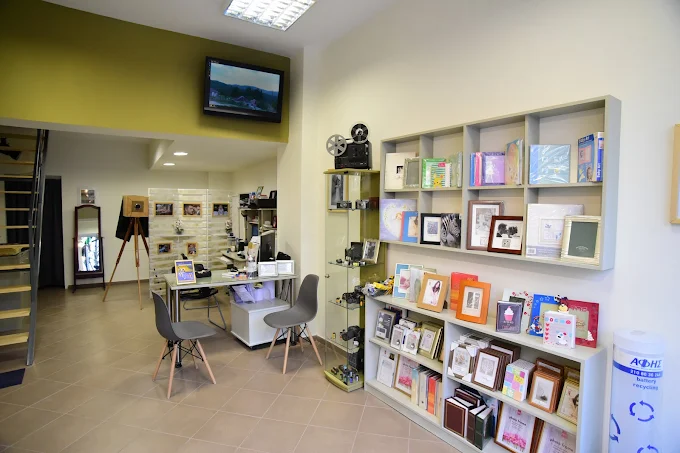 indoors - phography studio fotoshop ioannina 