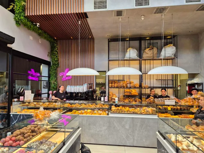 bread and pastries  - melisitos bakery ioannina 