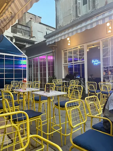 outdoors seating  - o paliatsos cocktail bar serres