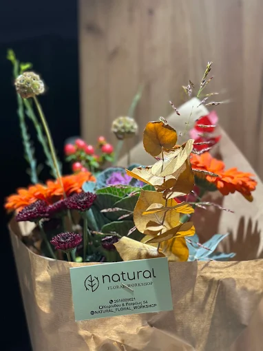 flower bouguet  - natural floral workshop